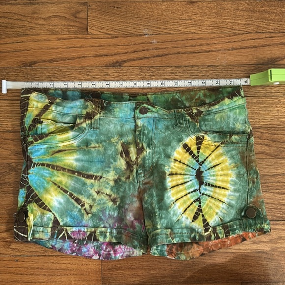 Patan Design tie-dye shorts - Picture 5 of 5
